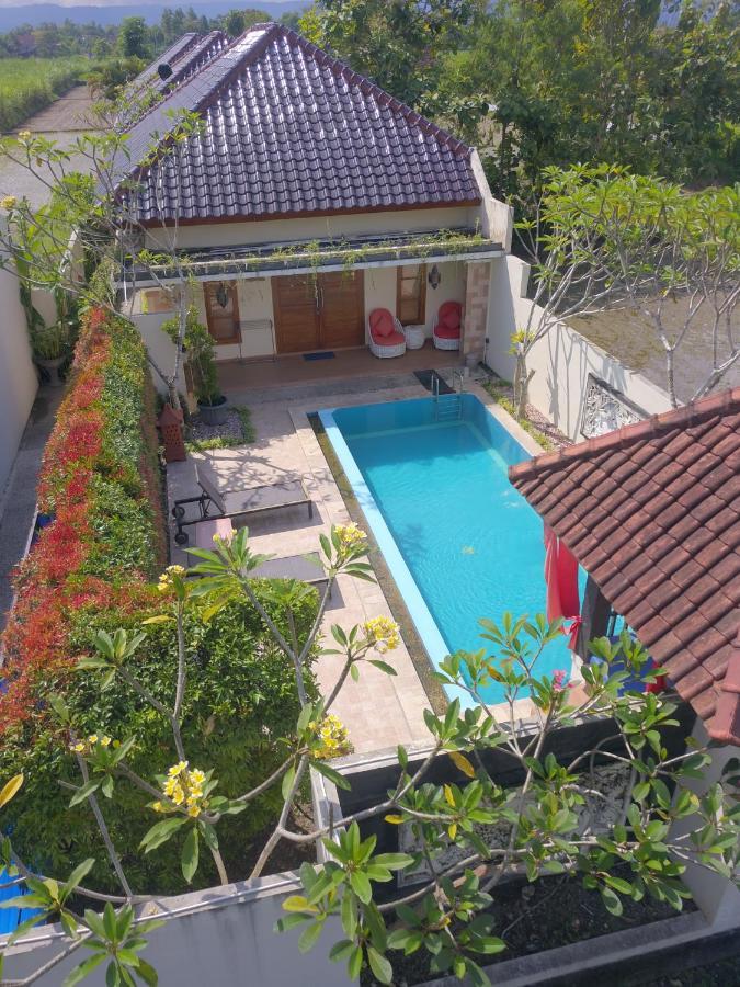 Rosseno Villa Yogyakarta Exterior foto